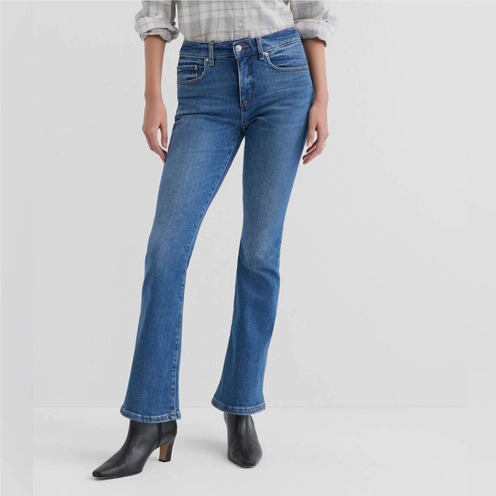 LOFT The Boot Mid Rise Curvy Fit Medium Wash Jeans 29 8 NWT NEW